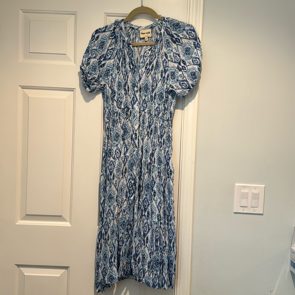Playa Lucila size S blue and white dress.